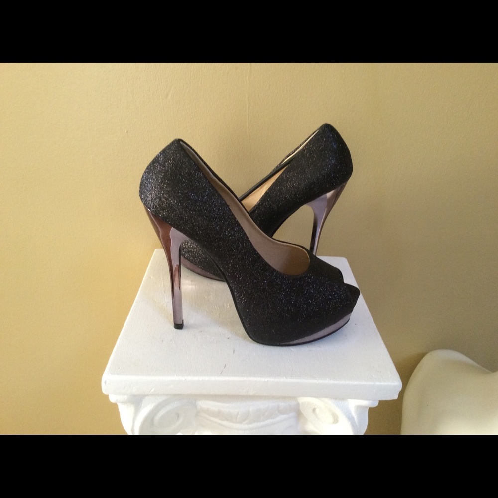 Sexy black stilettos.